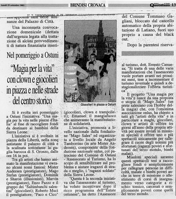 Ritaglio: "Maghi per la vita" con clown e giocoglieri in piazza e nelle strade del centro storico