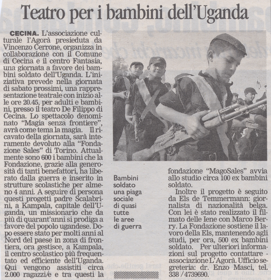 Ritaglio: Teatro per i bambini dell'uganda